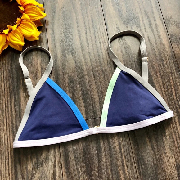 🦋B2G1🦋TAVIK JETT Color Blocked Cobalt Bikini Top NWT | X-SMALL | - Picture 4 of 10